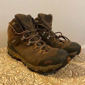 Men’s hiking boots